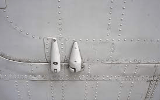 Aircraft solid rivets